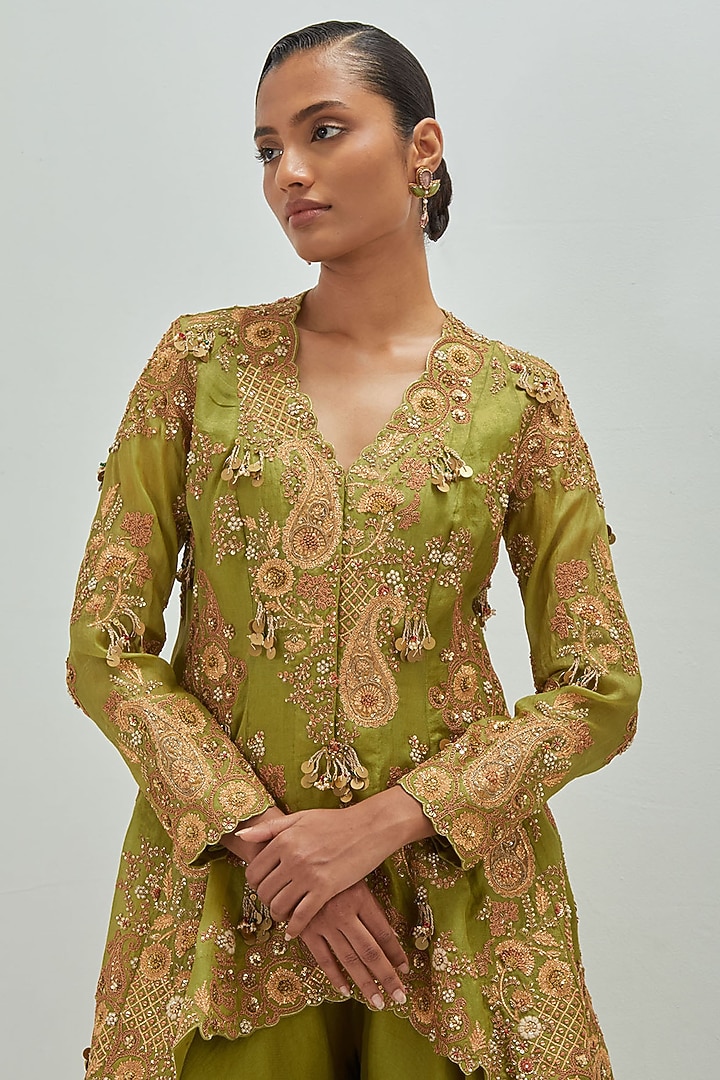 Mehendi Green Chanderi Embroidered Peplum Kurta Set by Petticoat Lane at Pernia's Pop Up Shop