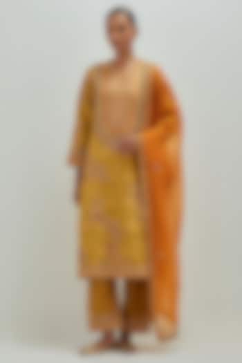 Mehendi Green Chanderi Embroidered A-Line Kurta Set by Petticoat Lane at Pernia's Pop Up Shop