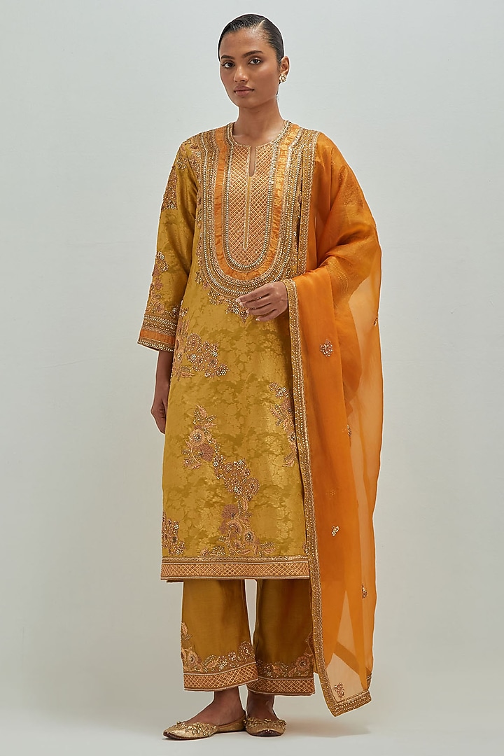 Mehendi Green Chanderi Embroidered A-Line Kurta Set by Petticoat Lane at Pernia's Pop Up Shop