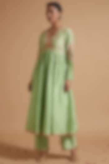 Green Chanderi Kurta Set by Petticoat Lane