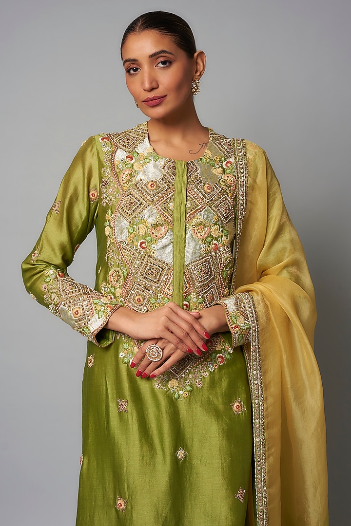 Green Shimmer Brocade Hand & Machine Embroidered Kurta Set by Petticoat Lane at Pernia's Pop Up Shop