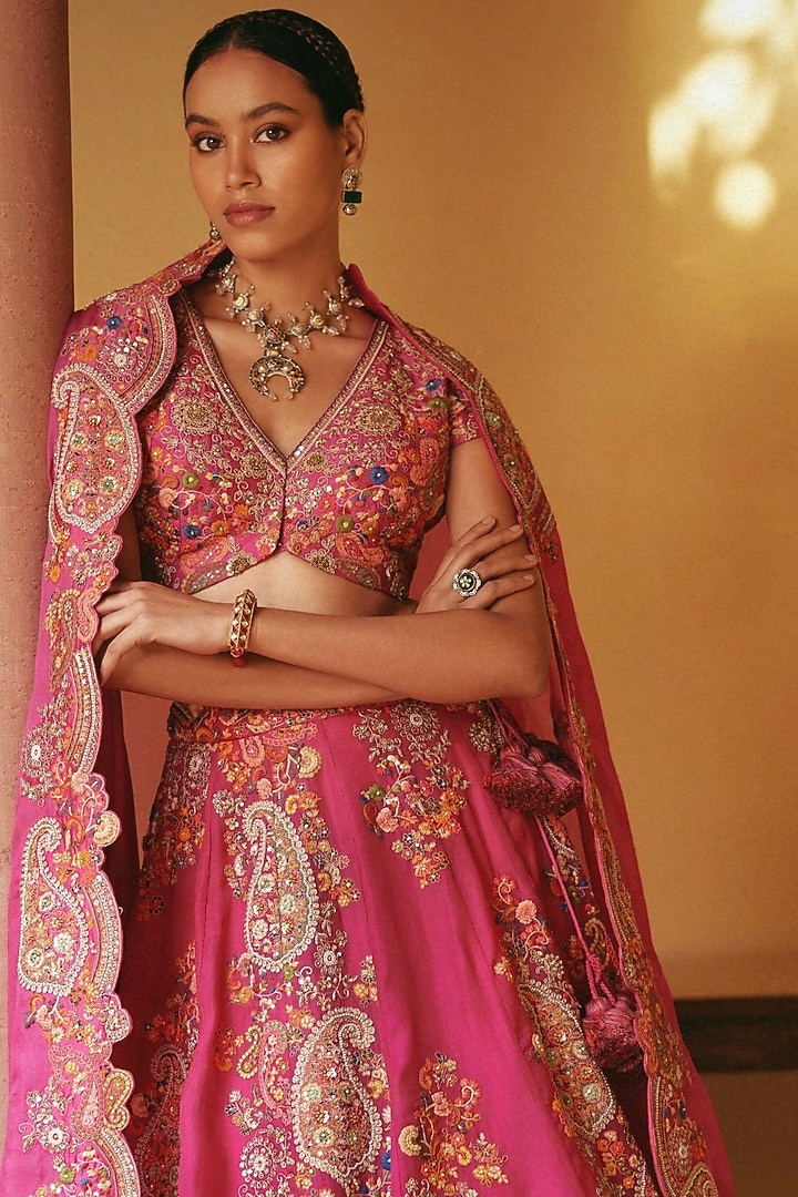 Fuchsia Pink Jamawar Organza Embroidered Bridal Lehenga Set by Petticoat Lane at Pernia's Pop Up Shop