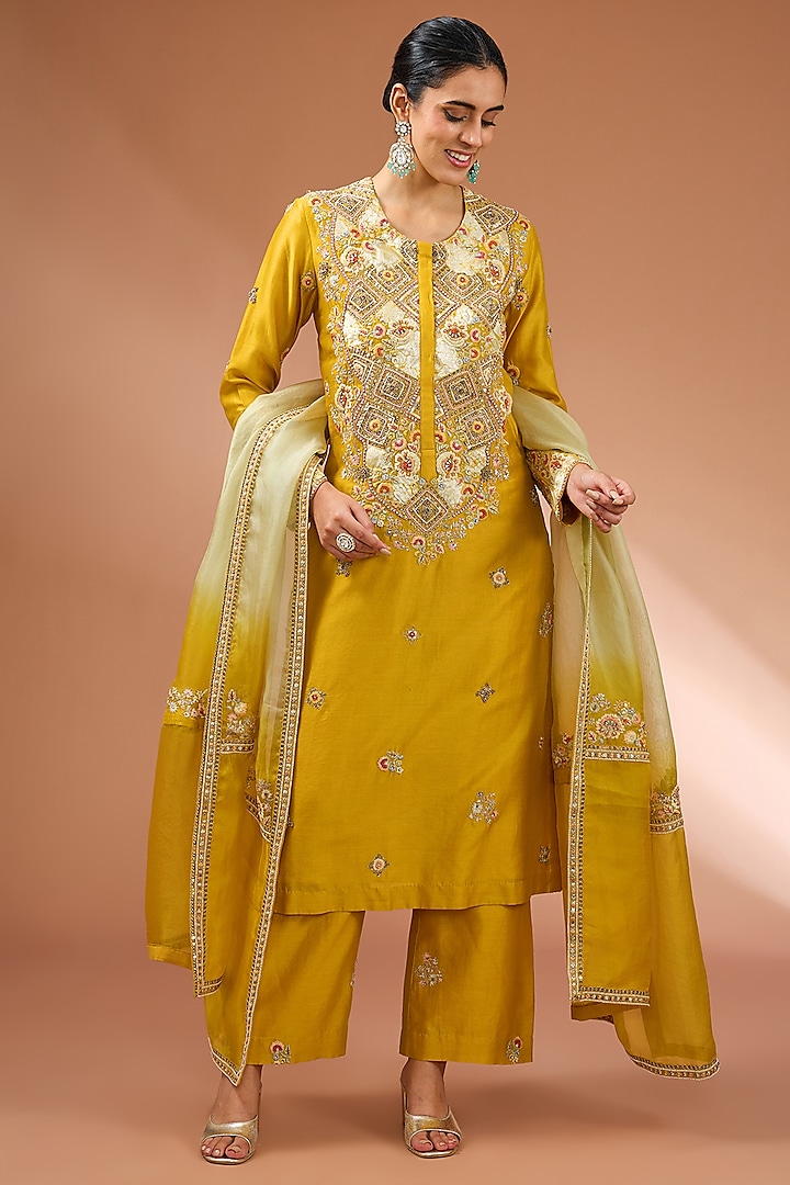 Yellow Shimmer Brocade Chanderi Straight Kurta Set by Petticoat Lane at Pernia's Pop Up Shop