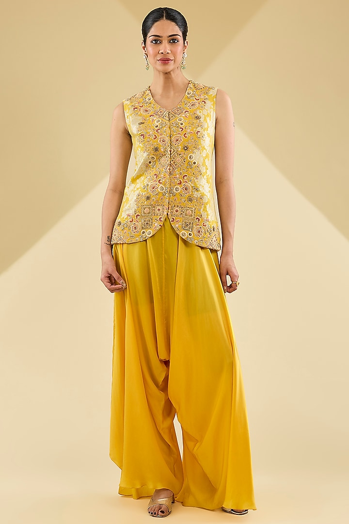 Yellow Organza Cape Set by Petticoat Lane at Pernia's Pop Up Shop