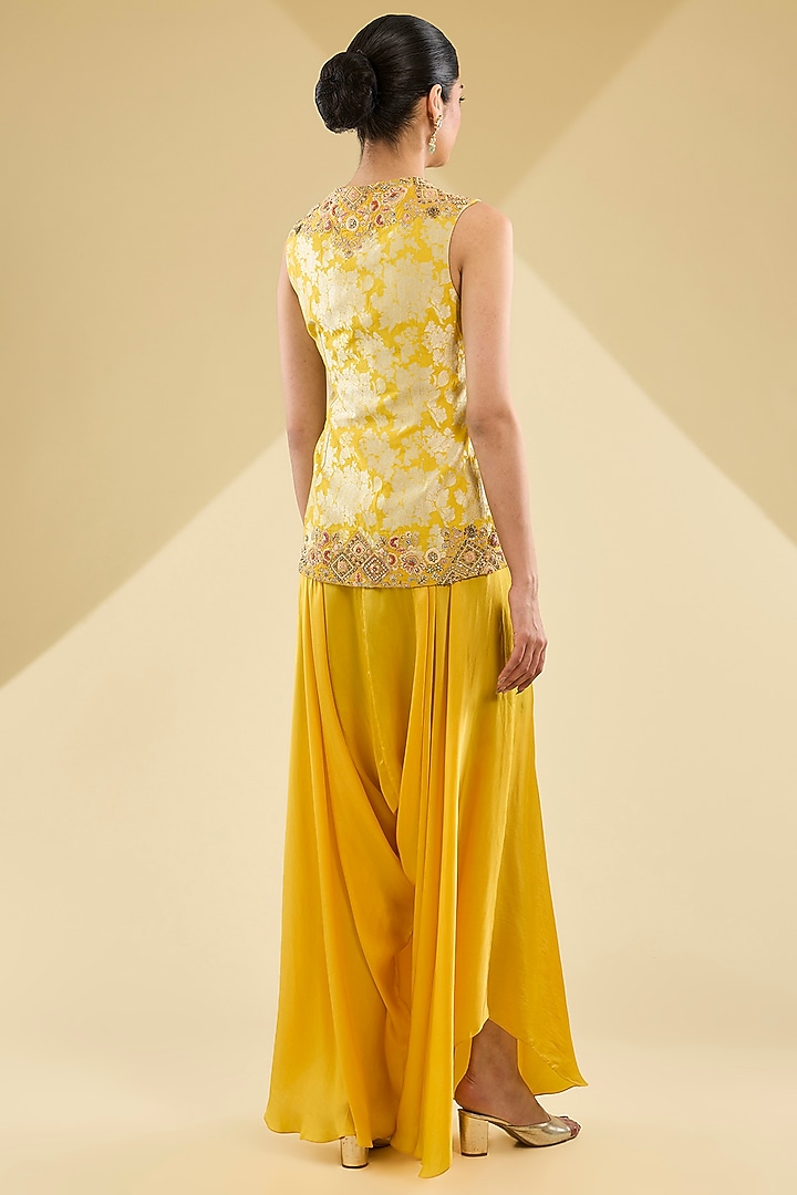 Yellow Organza Cape Set by Petticoat Lane at Pernia's Pop Up Shop