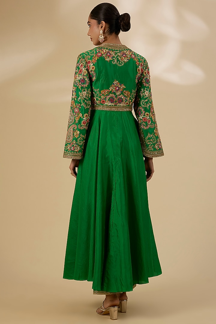 Green Chanderi Embroidered Asymmetrical Kalidar Kurta Set by Petticoat Lane at Pernia's Pop Up Shop