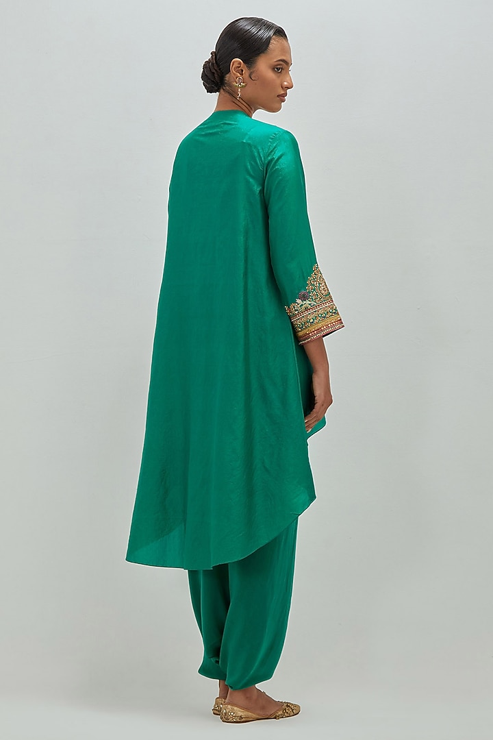 Peacock Green Dupion Silk Embroidered Asymmetrical Kurta Set by Petticoat Lane at Pernia's Pop Up Shop