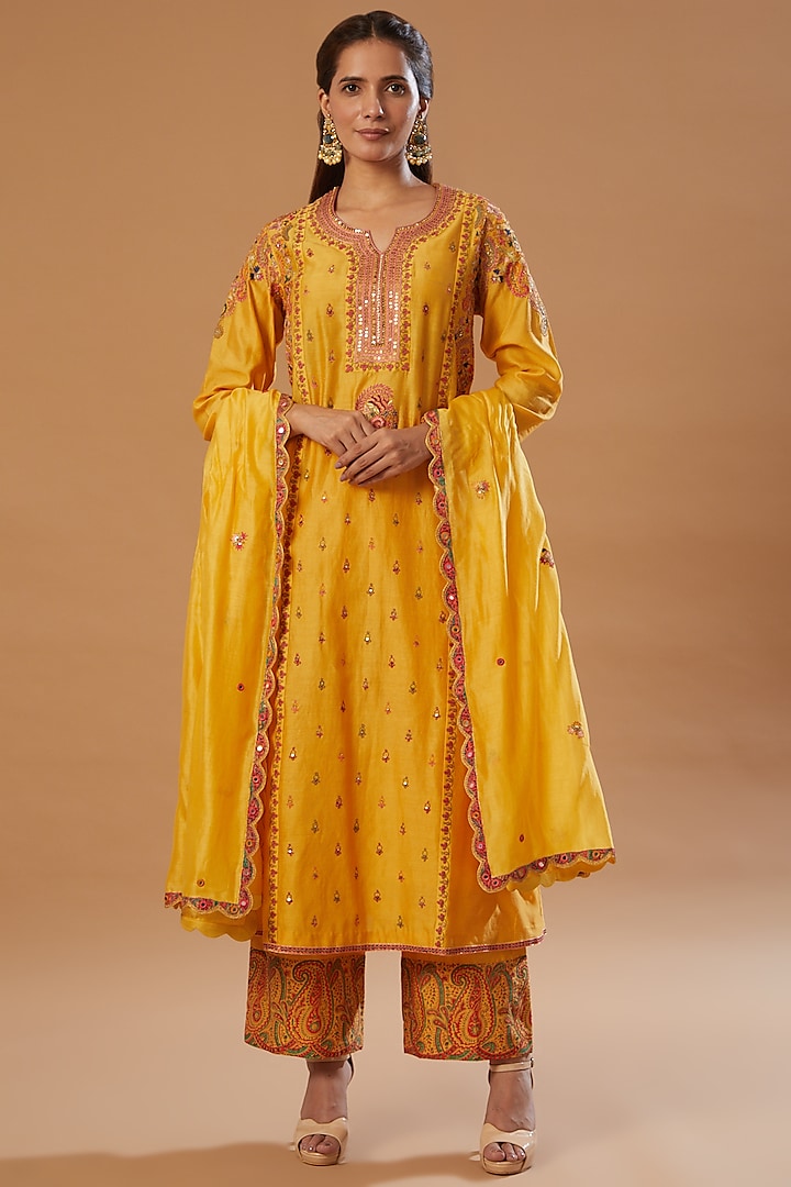 Yellow Chanderi Embroidered Kurta Set by Petticoat Lane