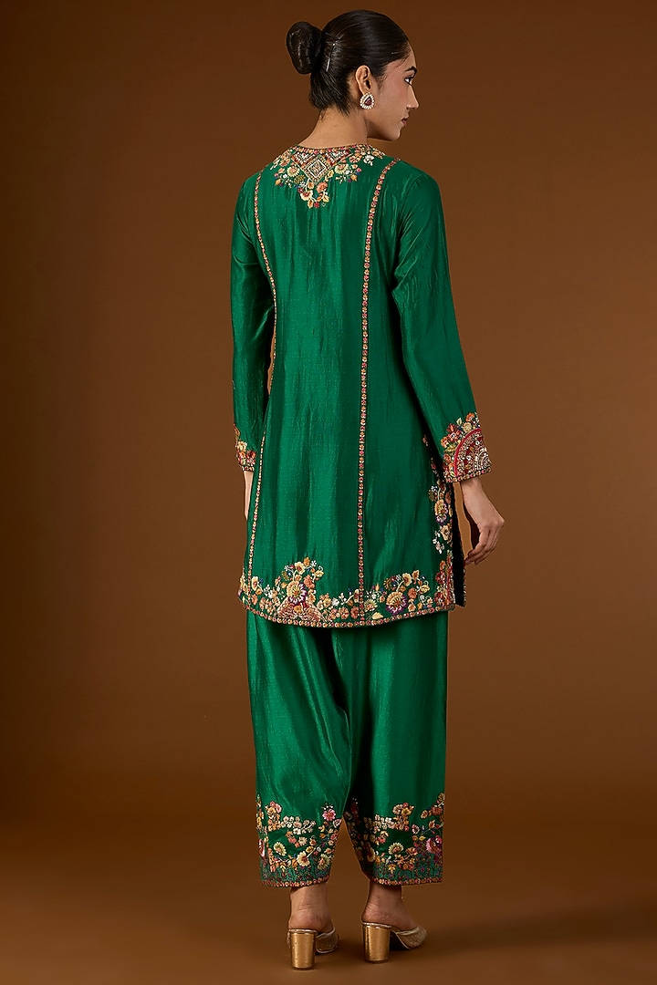 Emerald Green Chanderi Patchwork Kurta Set by Petticoat Lane at Pernia's Pop Up Shop