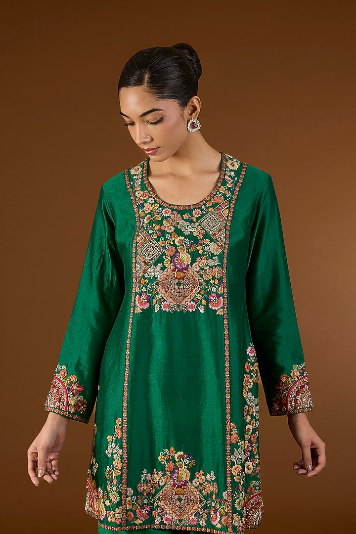 Emerald Green Chanderi Patchwork Kurta Set by Petticoat Lane at Pernia's Pop Up Shop