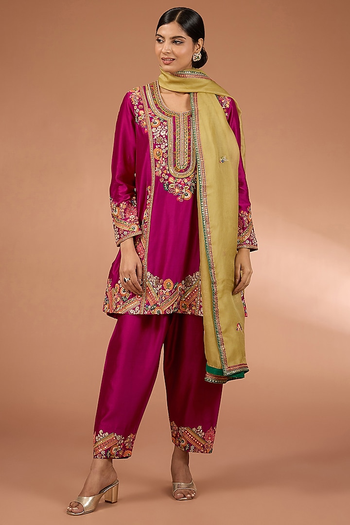 Pink Chanderi Geometric Patchwork Kurta Set by Petticoat Lane at Pernia's Pop Up Shop