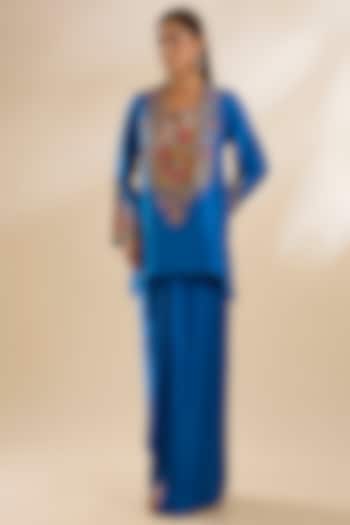Blue Dupion Silk Embroidered Kurta Set by Petticoat Lane at Pernia's Pop Up Shop