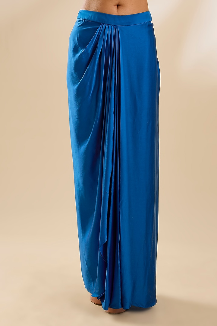 Blue Dupion Silk Embroidered Kurta Set by Petticoat Lane at Pernia's Pop Up Shop