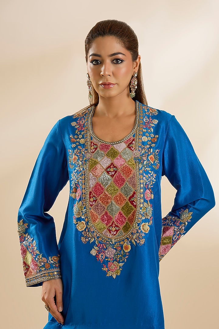 Blue Dupion Silk Embroidered Kurta Set by Petticoat Lane at Pernia's Pop Up Shop