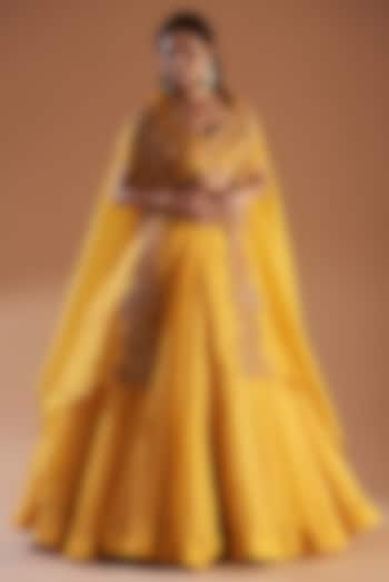 Yellow Organza Wedding Lehenga Set by Petticoat Lane at Pernia's Pop Up Shop