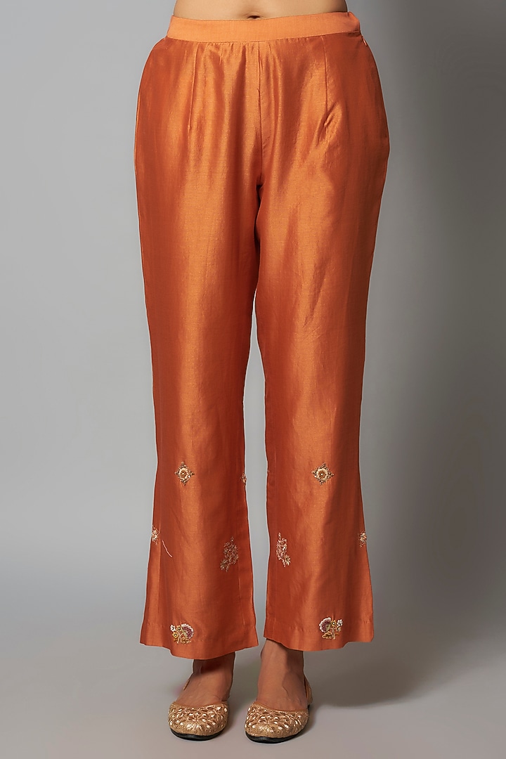 Saffron Shimmer Brocade Chanderi Hand & Machine Embroidered Kurta Set by Petticoat Lane at Pernia's Pop Up Shop