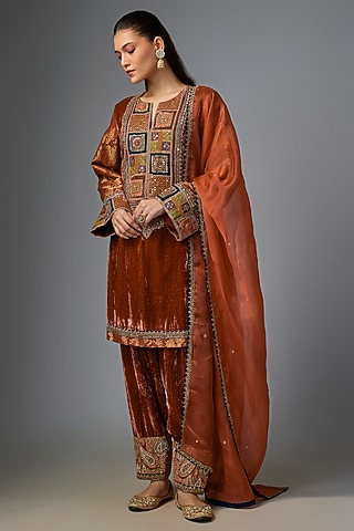 Champagne Velvet & Brocade Kurta Set by Petticoat Lane