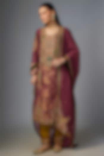 Mauve Pink Chanderi Embroidered Kurta Set by Petticoat Lane at Pernia's Pop Up Shop