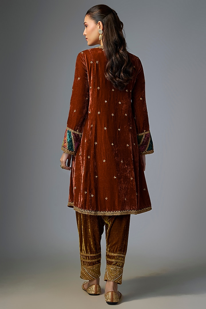 Dark Rust Velvet Embroidered Kurta Set by Petticoat Lane at Pernia's Pop Up Shop