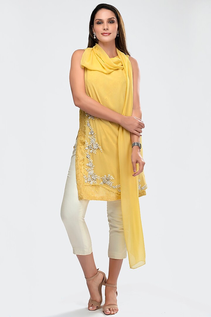 Yellow & White Embroidered Kurta Set by Priya Chhabria