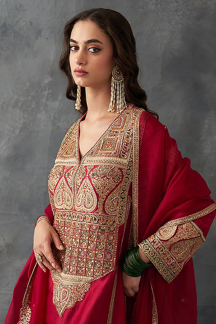 Crimson Red Chanderi & Organza Embroidered Kurta Set by Petticoat Lane at Pernia's Pop Up Shop