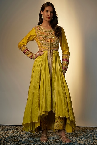 Yellow Chanderi Printed Asymmetric Kalidar Kurta Set by Petticoat Lane