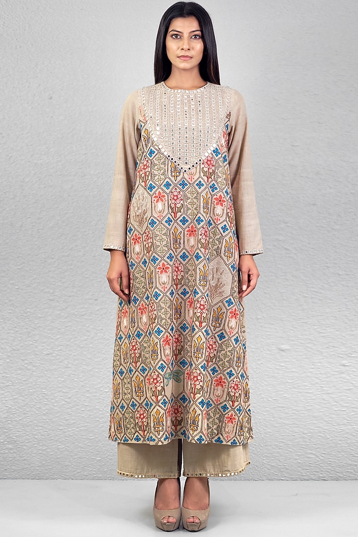 Beige Embroidered Kurta Set by Purvi Doshi at Pernia's Pop Up Shop