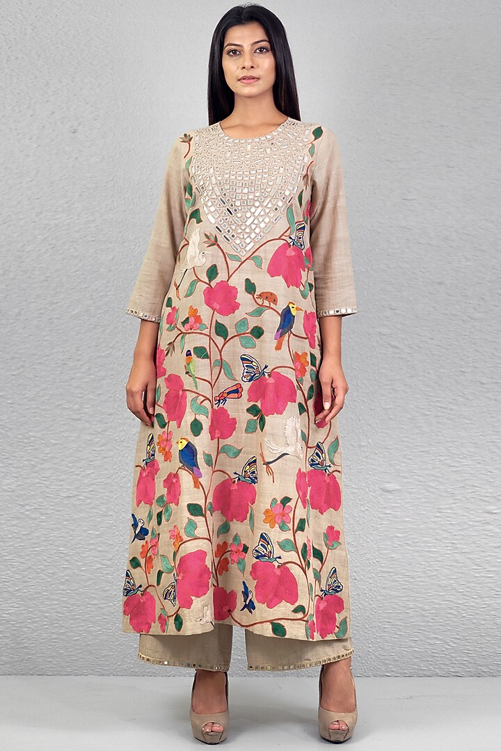 Beige Aari Embroidered Kurta Set by Purvi Doshi at Pernia's Pop Up Shop