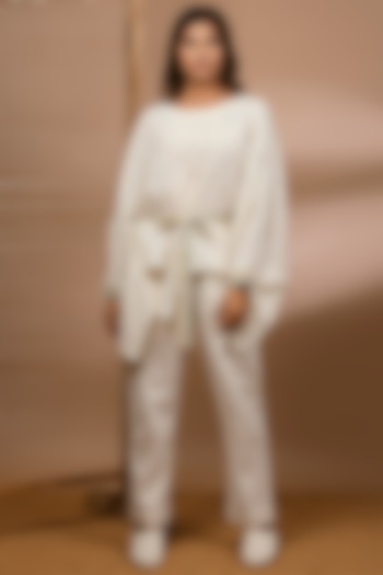 Off White Embroidered Kaftan Top With Belt by Purvi Doshi at Pernia's Pop Up Shop