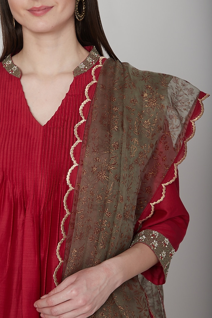 Maroon & Grey Embroidered Kurta Set by Poonam Dubey Designs at Pernia's Pop Up Shop
