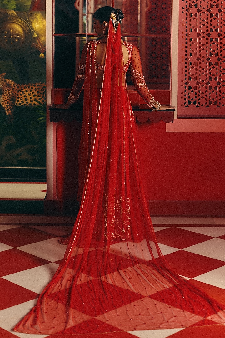 Red Tulle Embroidered Pre-Draped Bridal Saree Set by Papa Don't Preach by Shubhika at Pernia's Pop Up Shop