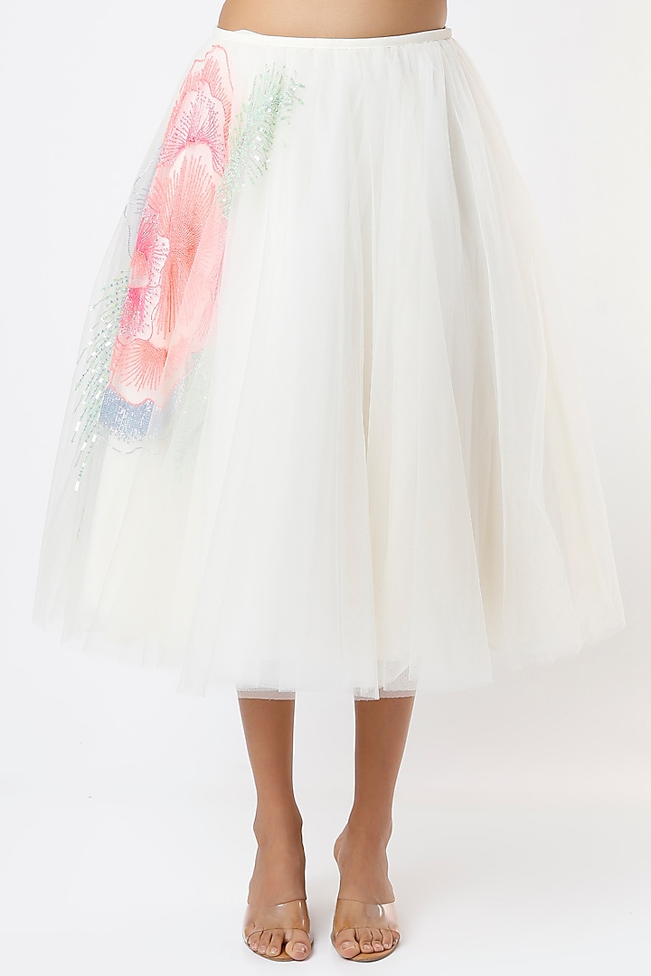Ivory Embellished Wedding Lehenga Set by Papa Don't Preach by Shubhika at Pernia's Pop Up Shop