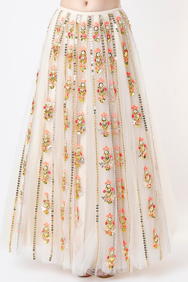 Ivory Tulle Embellished Bridal Lehenga Set by Papa Don't Preach by Shubhika at Pernia's Pop Up Shop