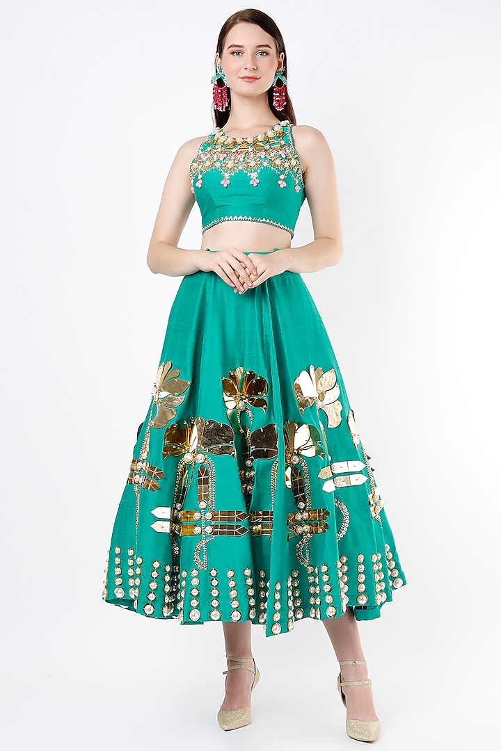 Green Embellished Half Bridal Lehenga Set by Papa Don't Preach by Shubhika at Pernia's Pop Up Shop