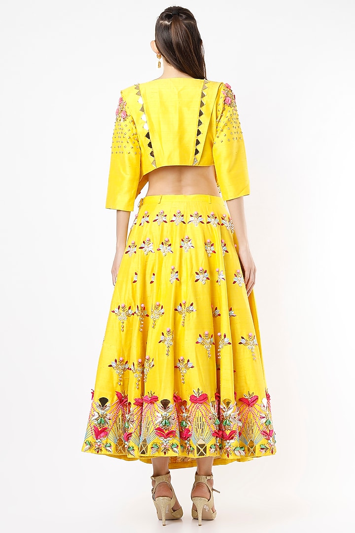 Mustard Yellow Embellished Wedding Lehenga Set by Papa Don't Preach by Shubhika at Pernia's Pop Up Shop
