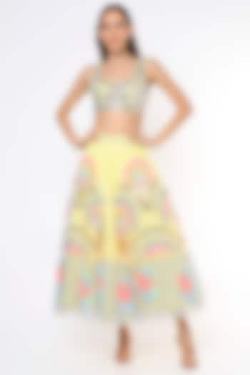 Yellow Embellished Half Bridal Lehenga Set by Papa Don't Preach by Shubhika at Pernia's Pop Up Shop