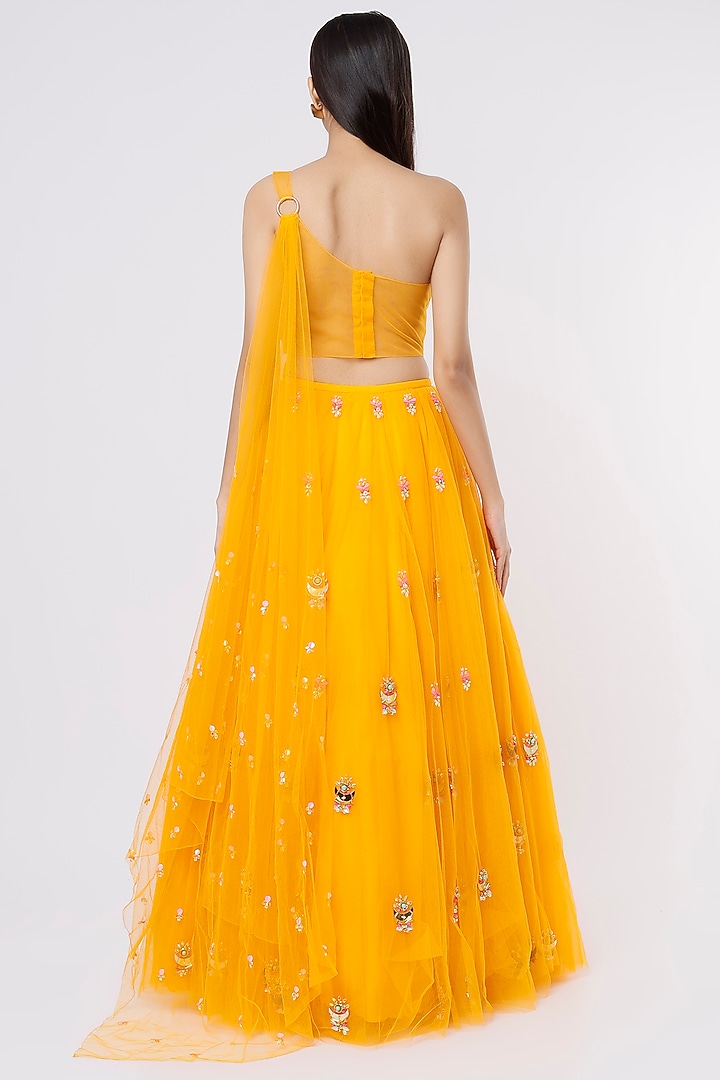Mango Yellow Embroidered Bridal Lehenga Set by Papa Don't Preach by  Shubhika at Pernia's Pop Up Shop 2026