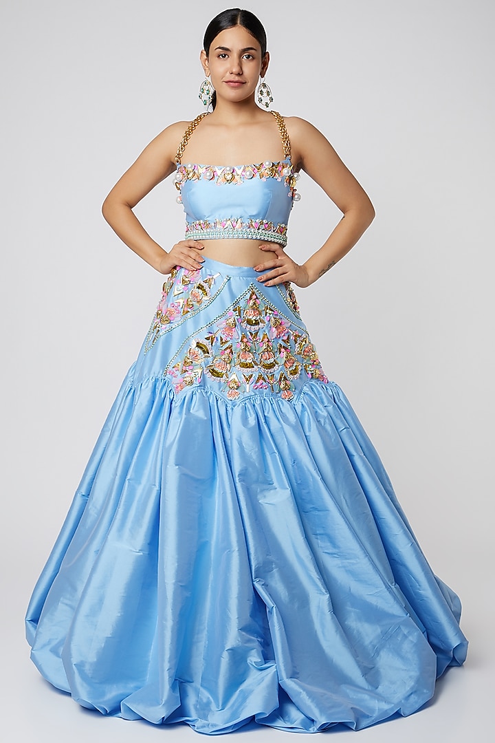 Sky Blue Taffeta Aari Embroidered Balloon Wedding Lehenga Set by Papa Don't Preach by Shubhika at Pernia's Pop Up Shop