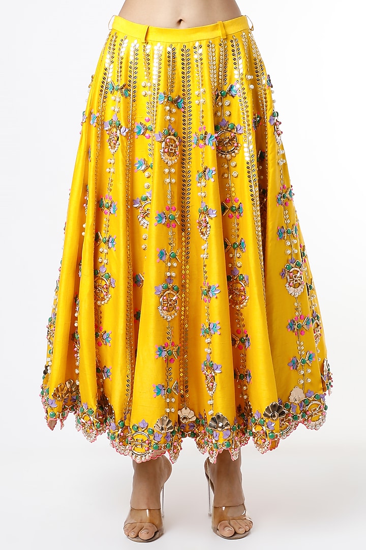 Mustard Yellow 3D Metallic Embellished Short Bridal Lehenga Set by Papa Don't Preach by Shubhika at Pernia's Pop Up Shop