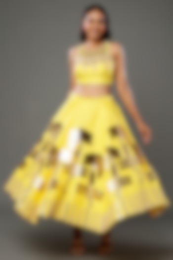 Yellow Embellished Half-Bridal Lehenga Set by Papa don't preach by Shubhika at Pernia's Pop Up Shop