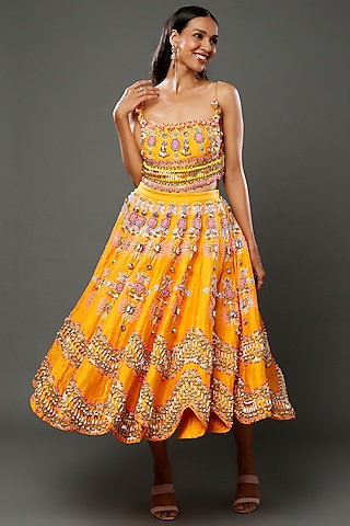 Yellow Embroidered Half-Lehenga Set by Papa don't preach by Shubhika