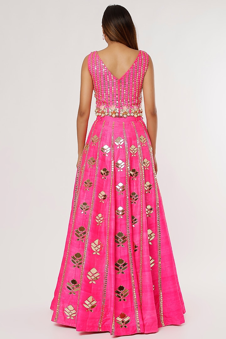 Fuchsia Embroidered Bridal Lehenga Set by Papa Don't Preach by Shubhika at Pernia's Pop Up Shop