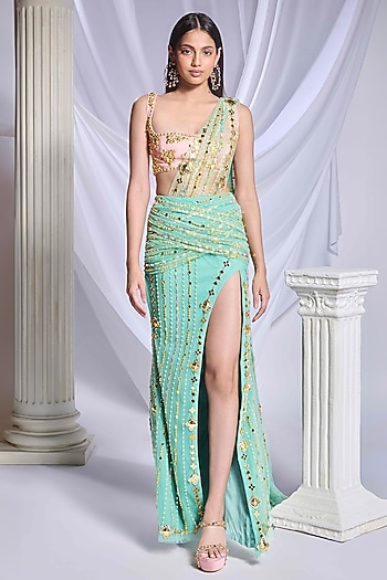 Green Tulle Pearl Embroidered Pre-Stitched Slit Bridal Saree Set by Papa Don't Preach by Shubhika at Pernia's Pop Up Shop