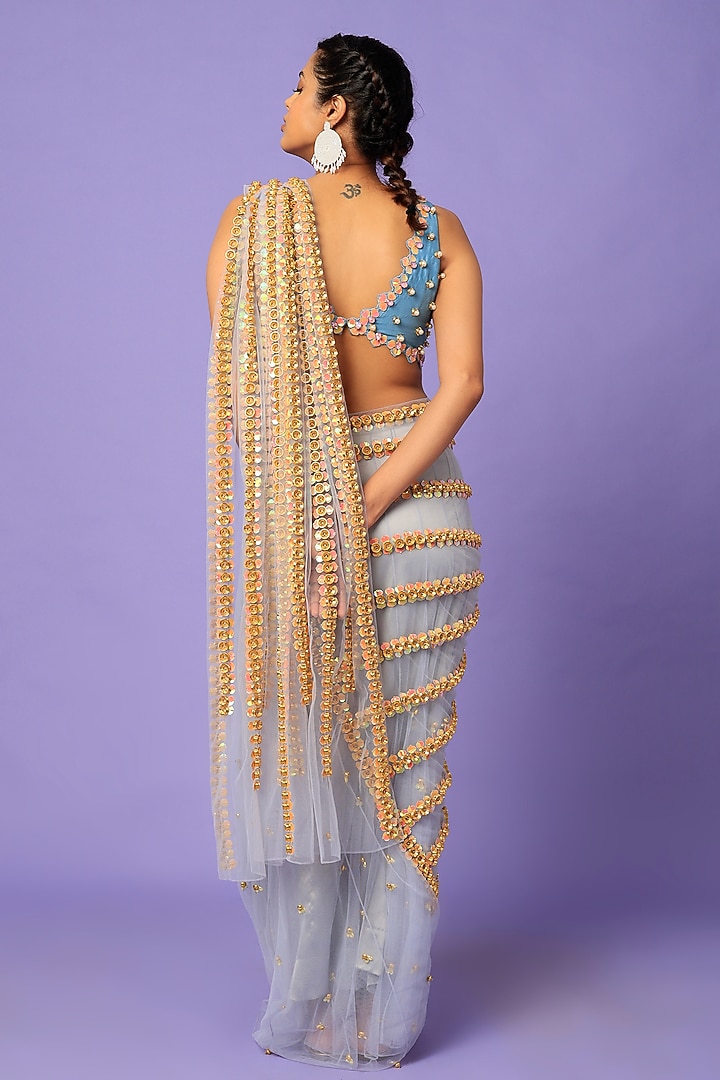 Blue Embroidered Reception Saree Set With Pleated Pallu by Papa Don't Preach by Shubhika at Pernia's Pop Up Shop