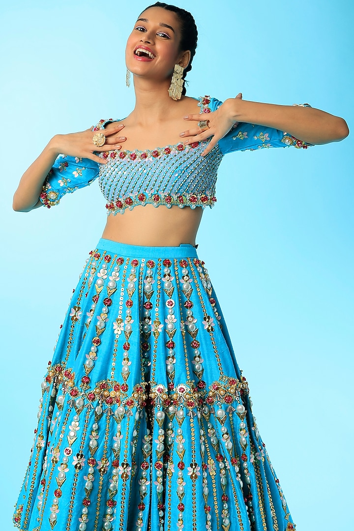 Blue Embroidered Half Bridal Lehenga Set by Papa Don't Preach by Shubhika at Pernia's Pop Up Shop