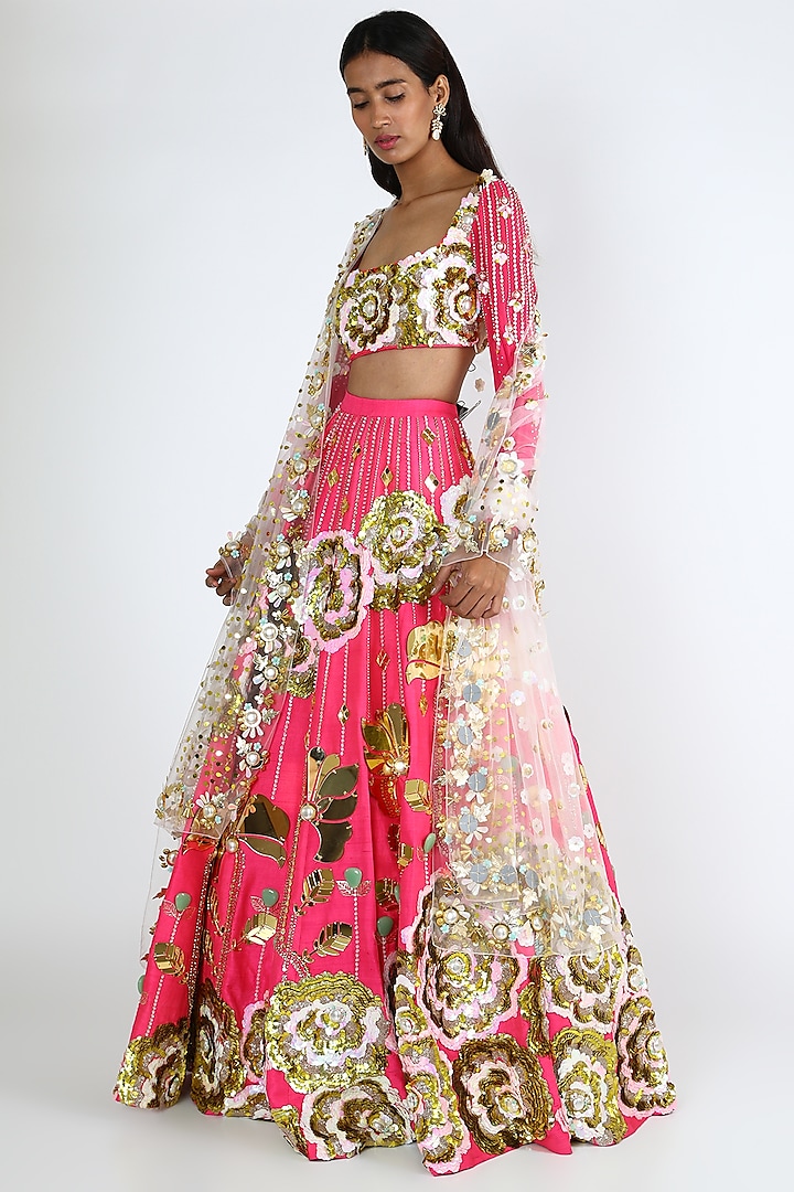 Fuchsia Embroidered Bridal Lehenga Set by Papa Don'T Preach By Shubhika at Pernia's Pop Up Shop