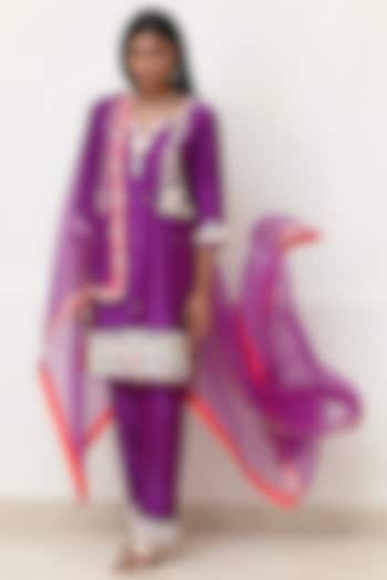 Purple Embroidered Kurta Set by Powder Pink