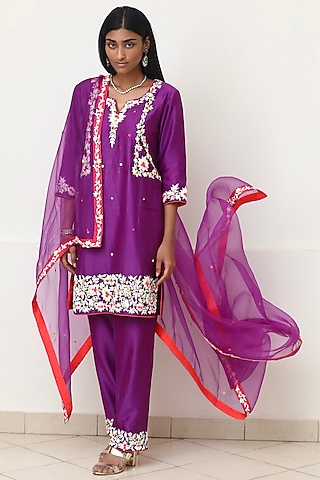 Purple Embroidered Kurta Set by Powder Pink