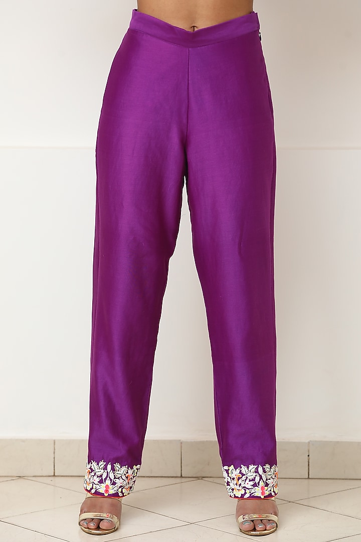 Purple Embroidered Kurta Set by Powder Pink at Pernia's Pop Up Shop