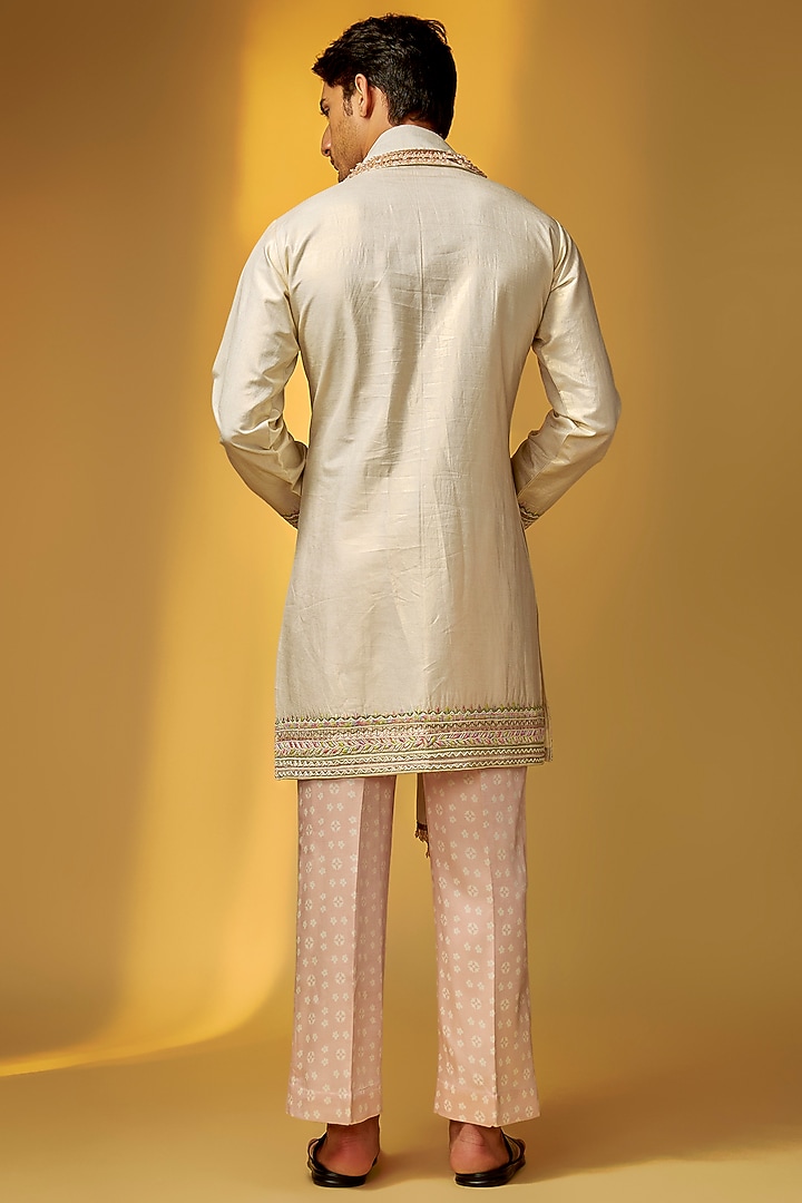 Silver Shimmer Tissue Embroidered Short Kurta Set by PARV DESIGN STUDIO at Pernia's Pop Up Shop